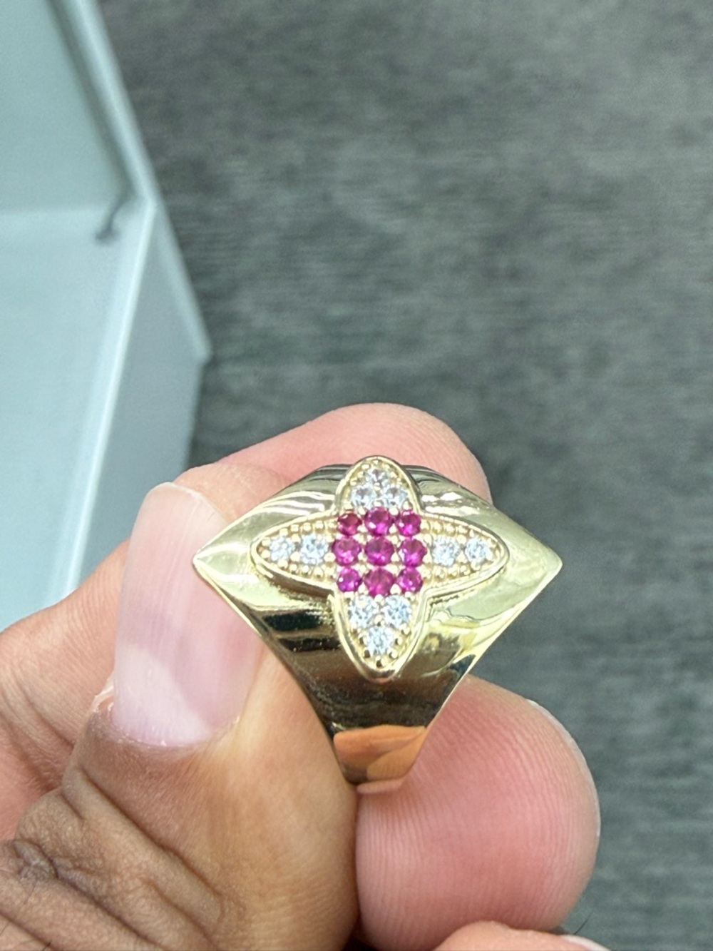 10 Kt Real Gold Women’s Ring size 7 - Picture 7 of 8
